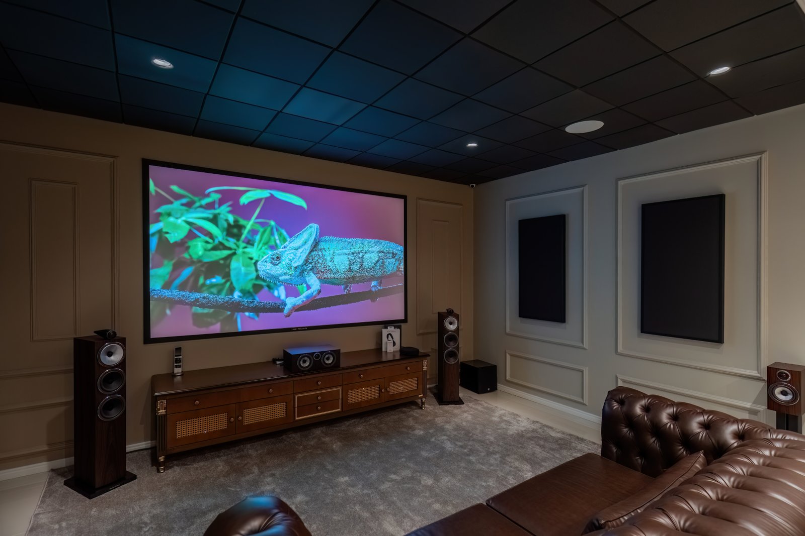 Sala 01 - Home Cinema Dedicado